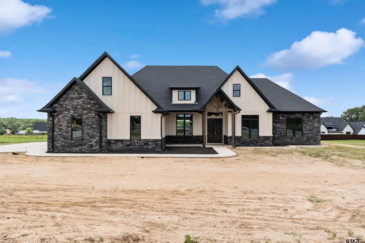 21604 Woodring Rd, Bullard, TX 75757 - #1