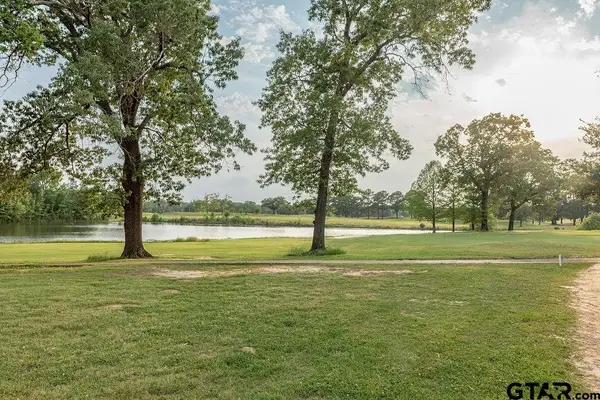 22608 Augusta Way, Lindale, TX 75771