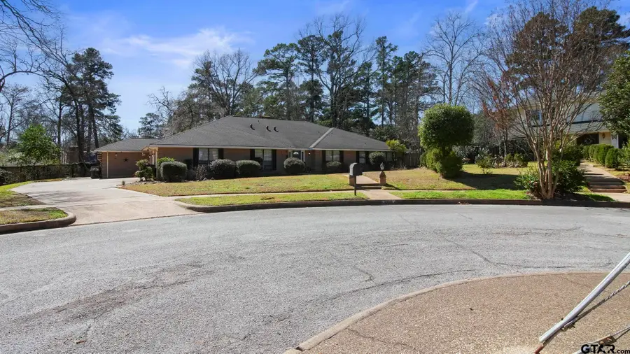 2829 Yorktown Drive, Tyler, TX 75701 - #2