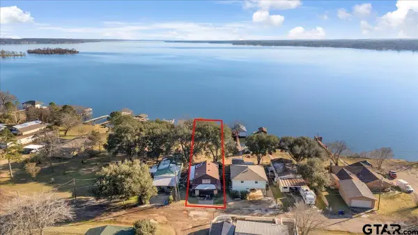 21320 Southwind Dr, Chandler, TX 75758