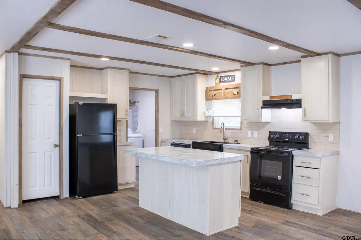 4394 FARM MARKET 2869, Hawkins, TX 75765 - #1