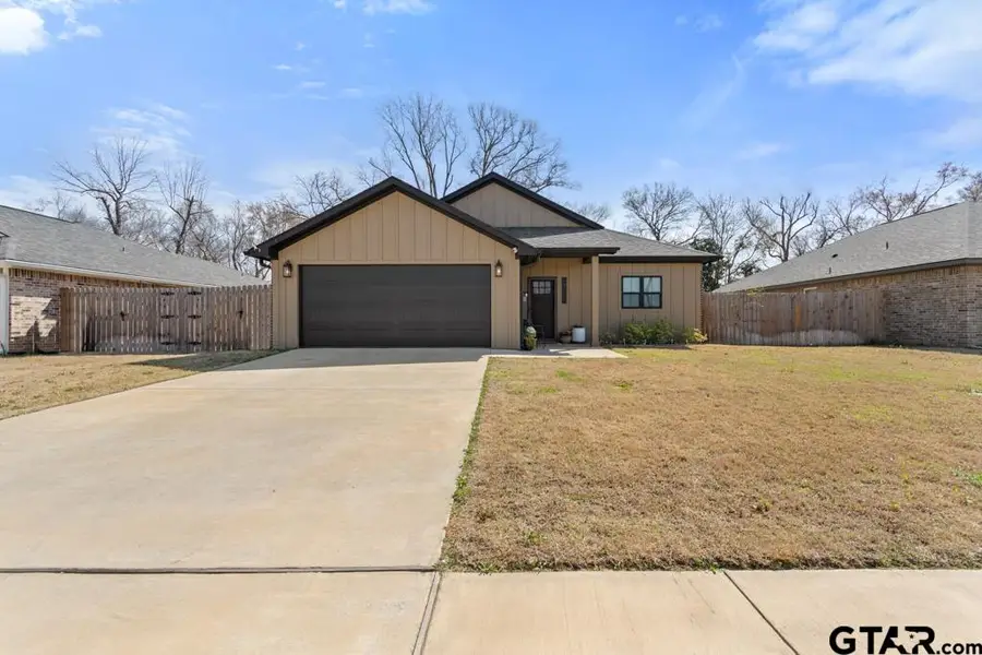 17110 Crossing Circle, Lindale, TX 75771 - #2