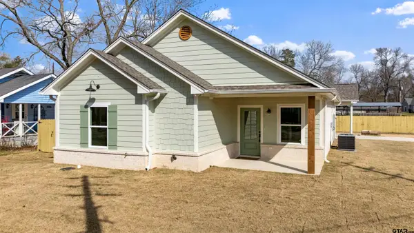 610 Circle Dr, Bullard, TX 75757