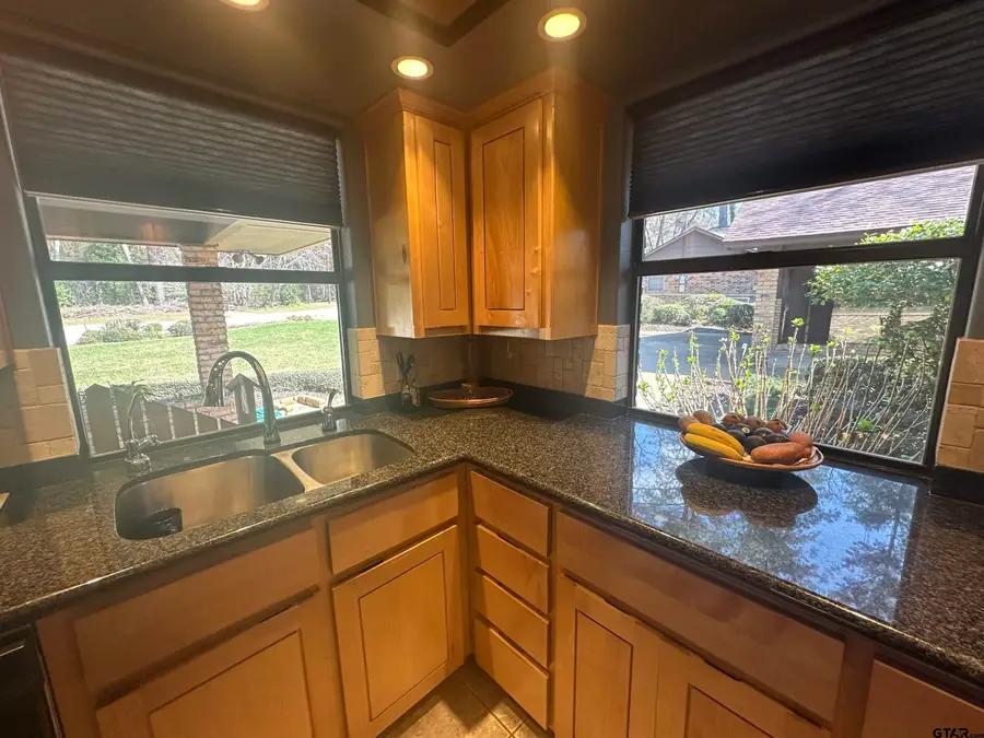 157 Lago Vista, Jacksonville, TX 75766 - #3