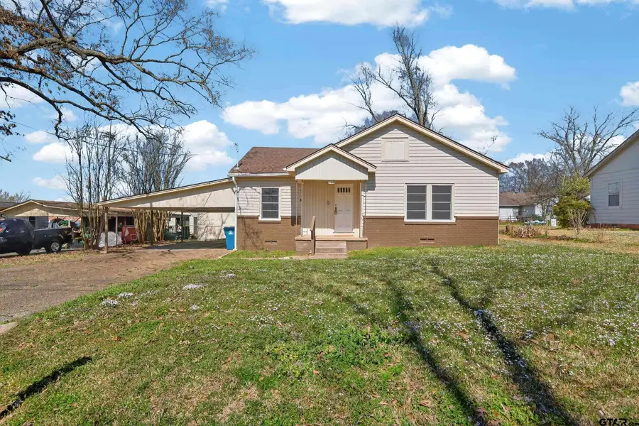 404 Rogers Ave, Henderson, TX 75654 - #2