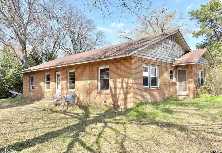 615 QUITMAN, Pittsburg, TX 75686 - #2