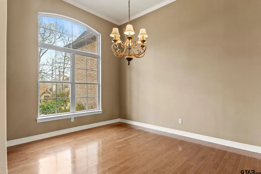 4321 Lazy Creek Dr., Tyler, TX 75707 - #3