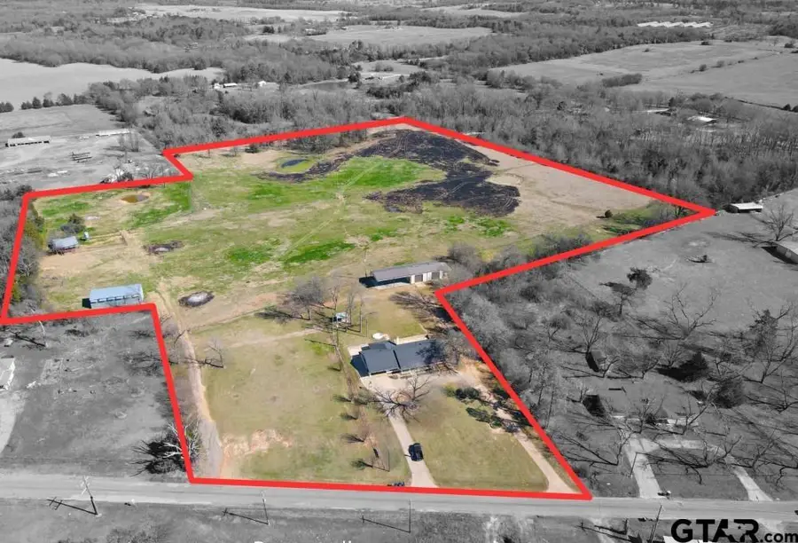 810 W Pine St, Winnsboro, TX 75494 - #2