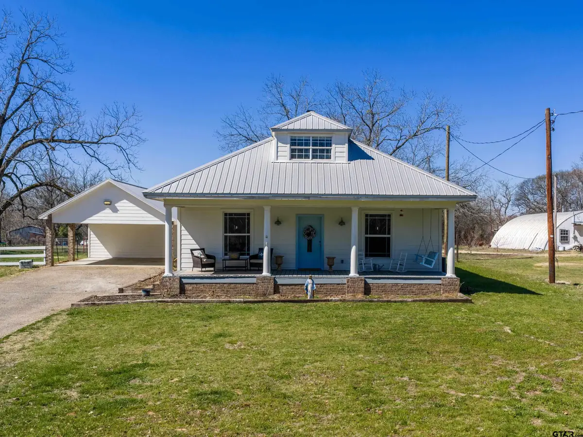 117 Starnes St., Winona, TX 75792 - #1
