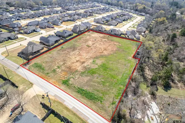 600 Hagan Rd, Whitehouse, TX 75791