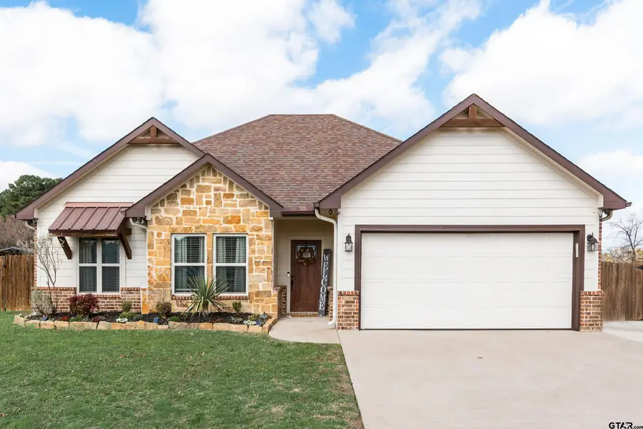 120 Horseshoe Lake Dr, Edgewood, TX 75117 - #2