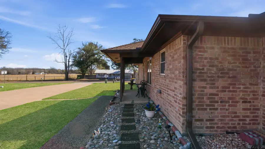 221 Private Road 8774, Ben Wheeler, TX 75754 - #3