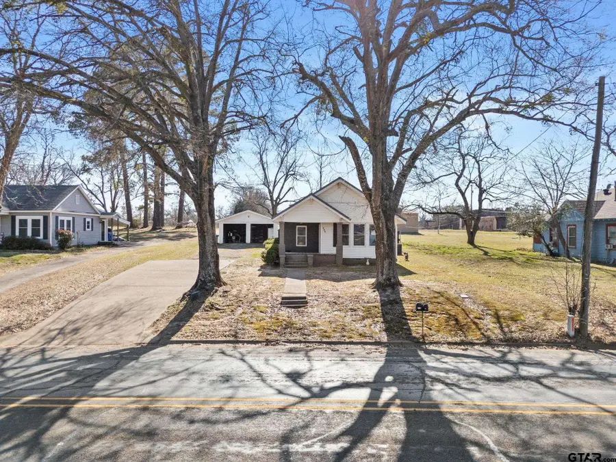 605 Dallas St., Winona, TX 75792 - #2