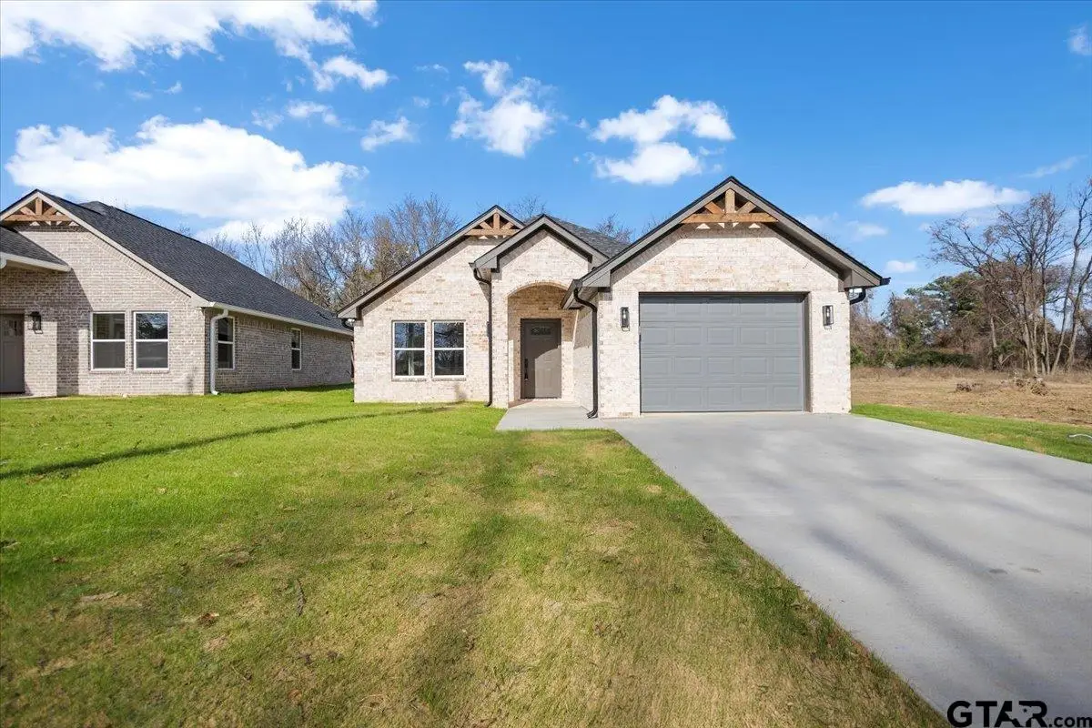 427 W. Harmony St., Tyler, TX 75702 - #1