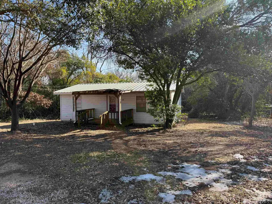 733 Mallory St, Lindale, TX 75771 - #3