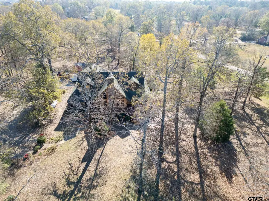 235 Widgeon Rd, Gilmer, TX 75645 - #3