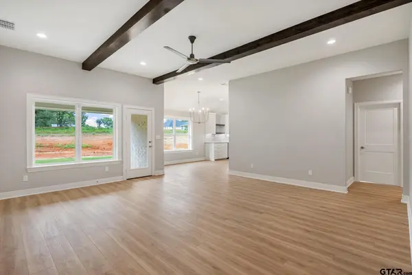 15029 C R 1198, Flint, TX 75762