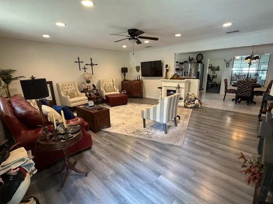 608 Pine Street, Henderson, TX 75654 - #3