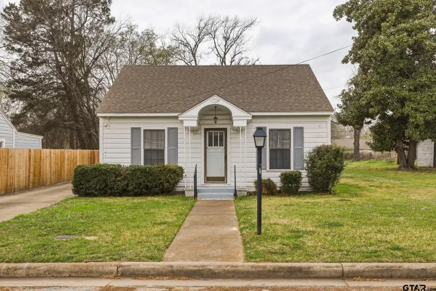 308 Mill St, Winnsboro, TX 75494 - #2