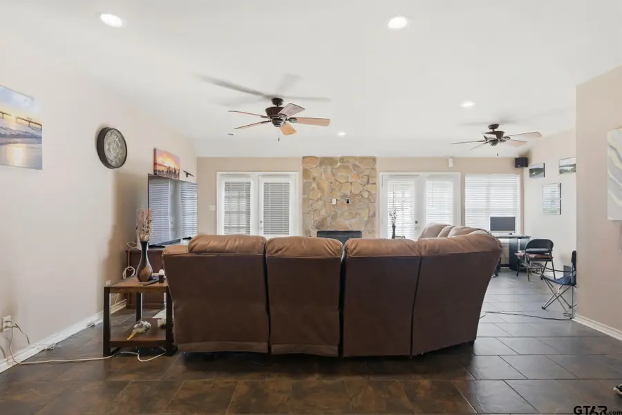 2301 McDonald Rd, Tyler, TX 75701 - #3