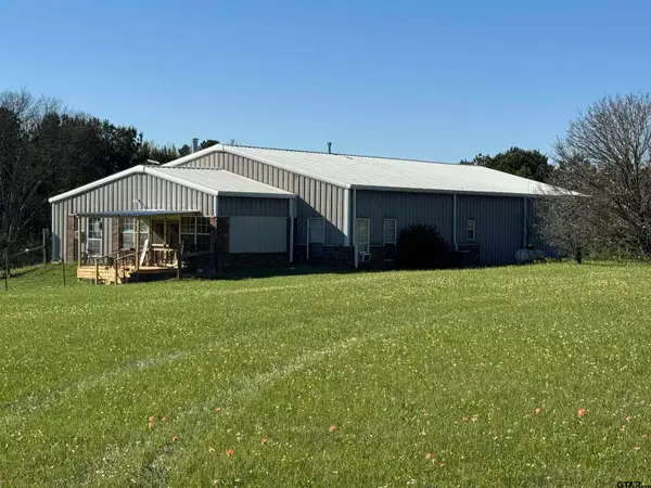 13880 Top Gun Drive, Frankston, TX 75763