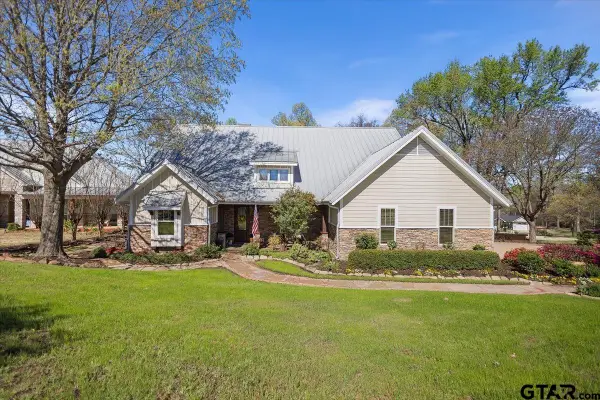 24050 Red Azalea, Lindale, TX 75771