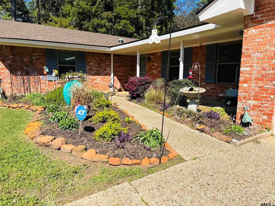 18058 Whispering Pines Rd, Flint, TX 75762 - #2