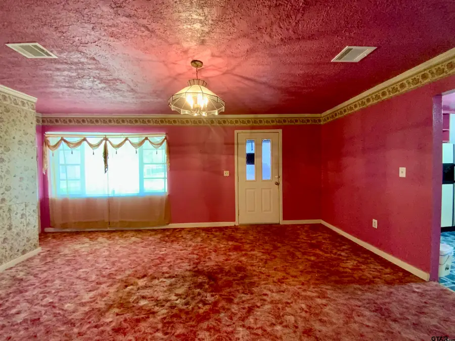 428 Park St, Crockett, TX 75835 - #3