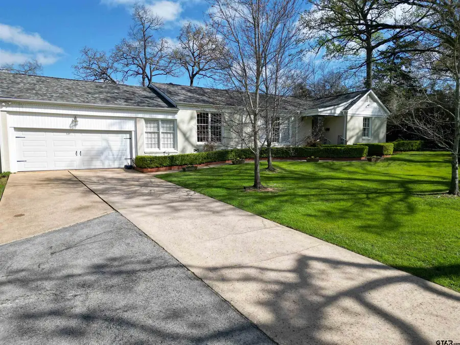 2115 Old Jacksonville Rd., Tyler, TX 75701 - #2