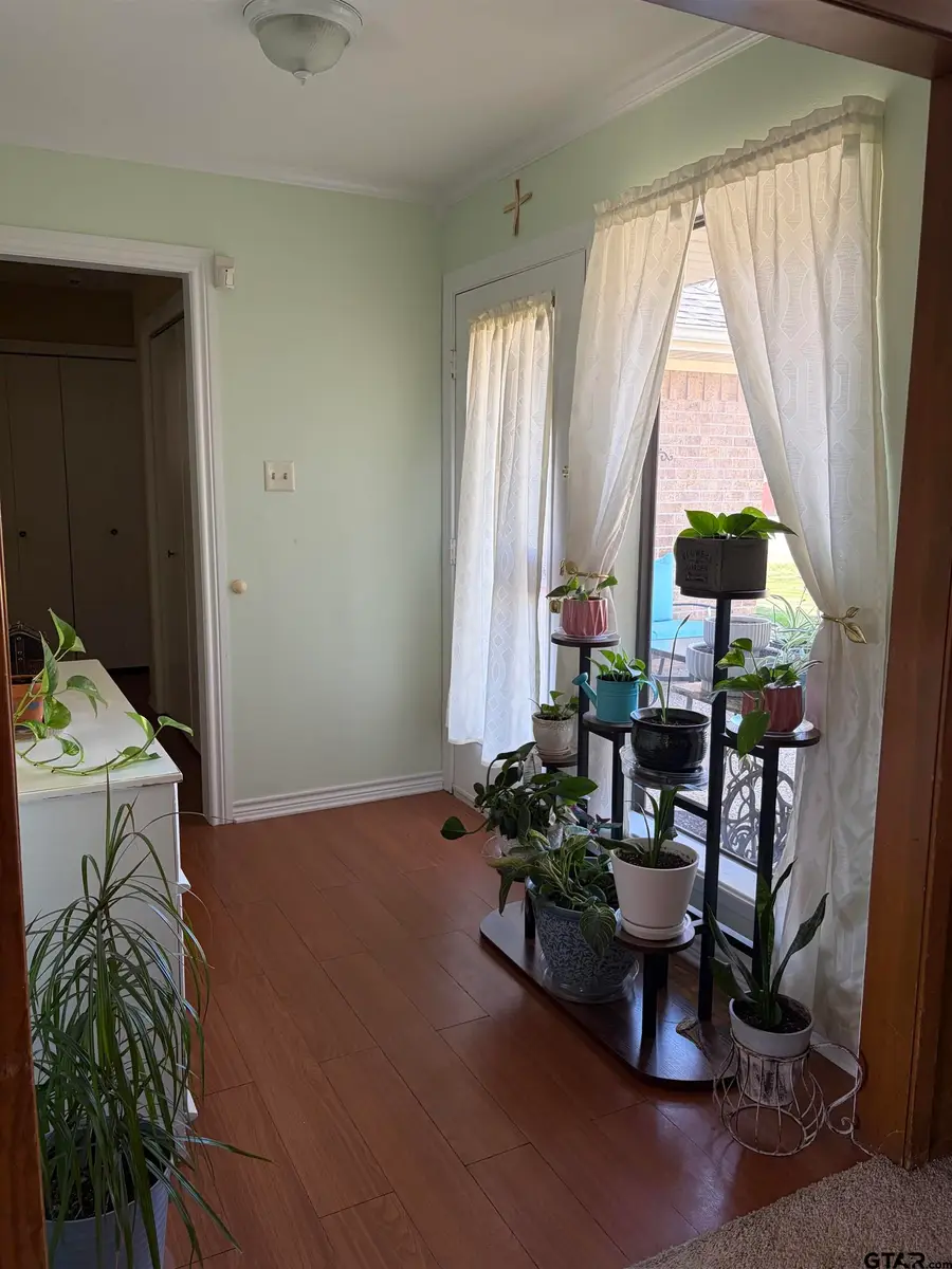 406 Dublin Ave, Tyler, TX 75703 - #2