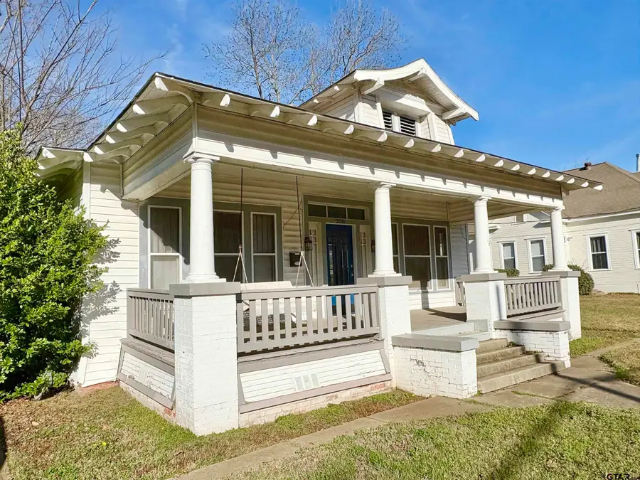 228 N TEXAS, Pittsburg, TX 75686 - #2