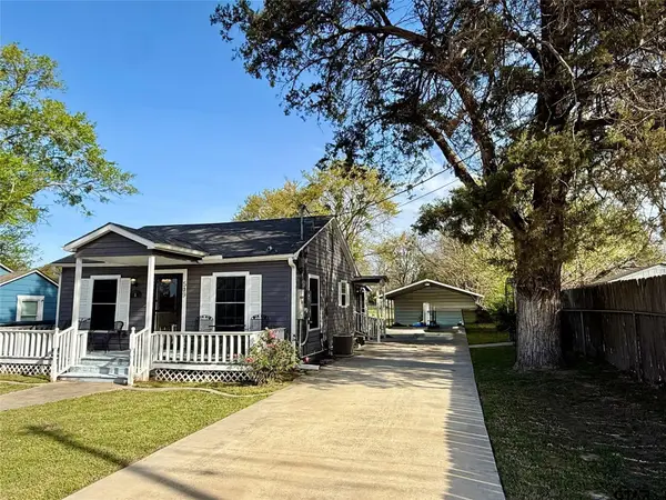 509 Sherman Street, Winnsboro, TX 75494