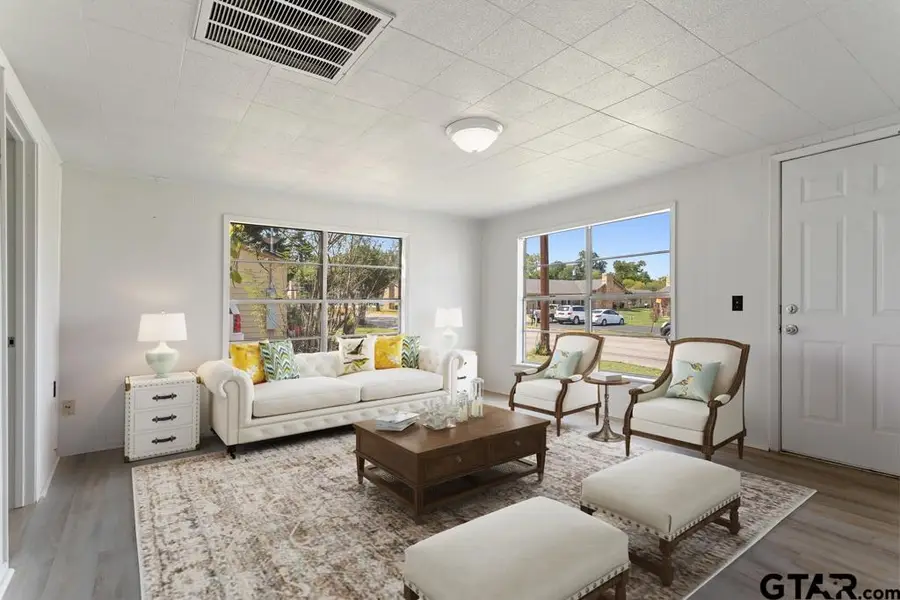 210 Cooper, Lindale, TX 75771 - #2