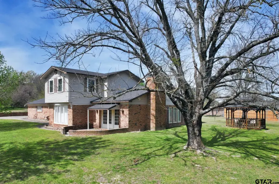 802 W Coke Rd, Winnsboro, TX 75494 - #3