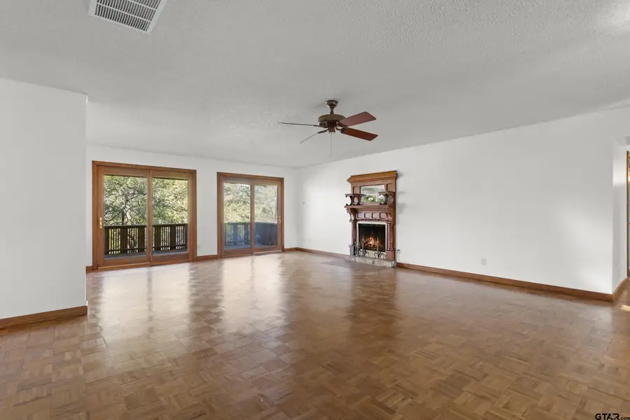 229 Hideaway Central Ln, Hideaway, TX 75771 - #3