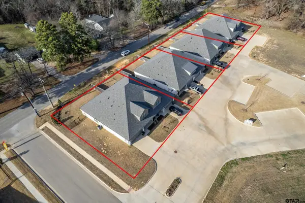 6862 Lazy Vale Ct, Tyler, TX 75703