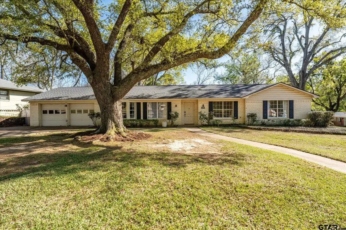 1805 De Charles Street, Tyler, TX 75701 - #1