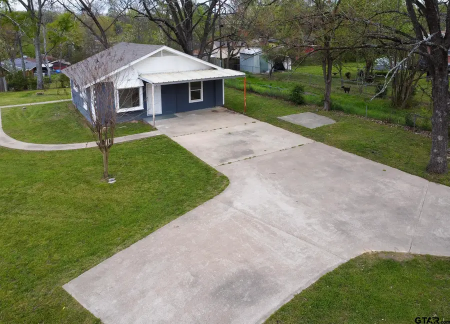 2007 Lee St. (TWO HOUSES), Tyler, TX 75702 - #2