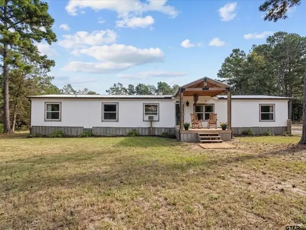 1735 An County Road 100, Elkhart, TX 75839