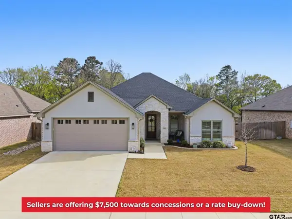 416 Deer Point Cv, Chandler, TX 75758