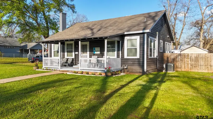 315 S Barron, Rusk, TX 75785 - #2