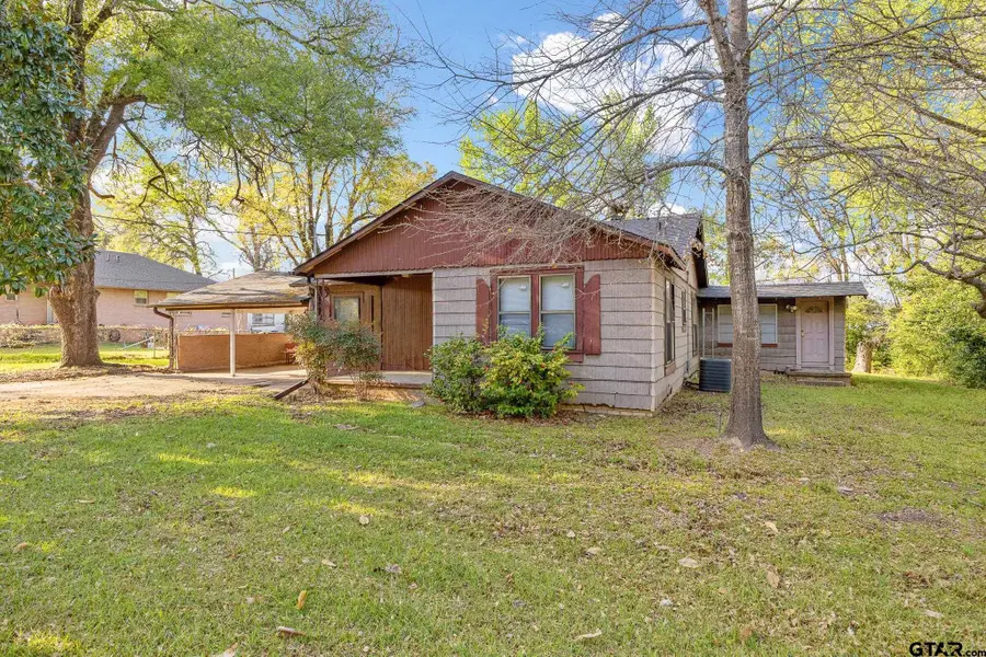 803 W Noble, Troup, TX 75789 - #2