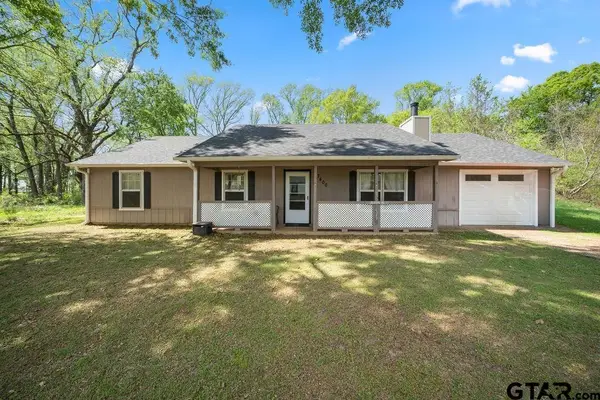 17400 Patrick St, Flint, TX 75762