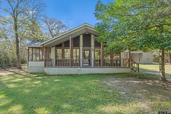 1692 Valleywood Trail, Holly Lake Ranch, TX 75765