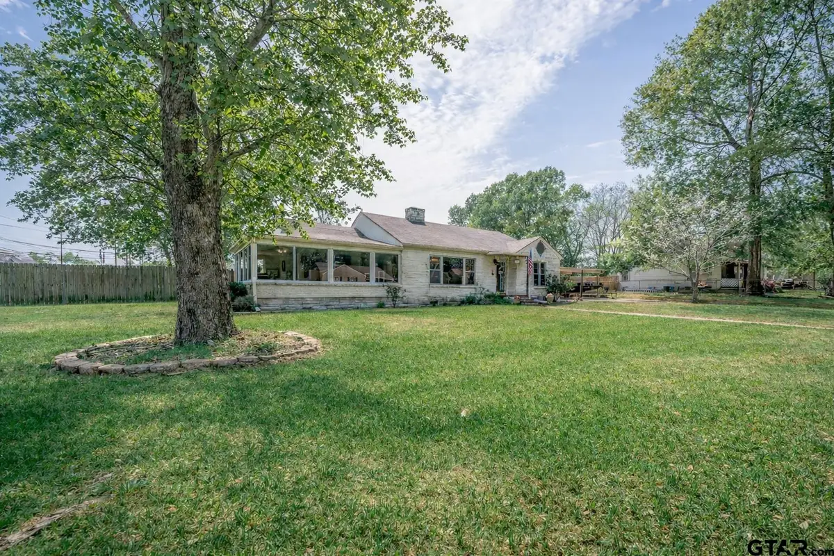 524 Florey, Kilgore, TX 75662 - #1