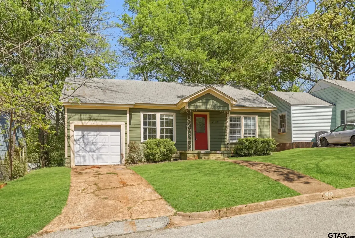 713 Highland Dr, Palestine, TX 75801 - #1