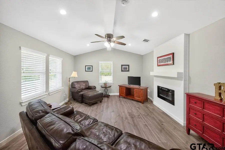 600 Bunny Rabbit Road, Athens, TX 75751 - #2