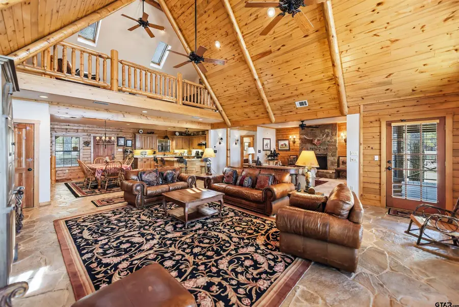 1705 Panther Creek Pass, Mount Vernon, TX 75457 - #3