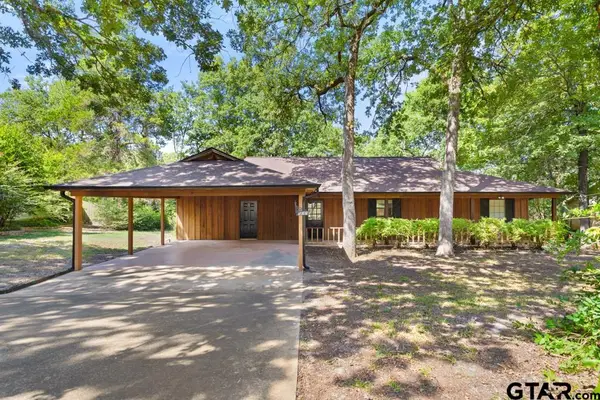 522 Woodside Dr., Hideaway,  75771