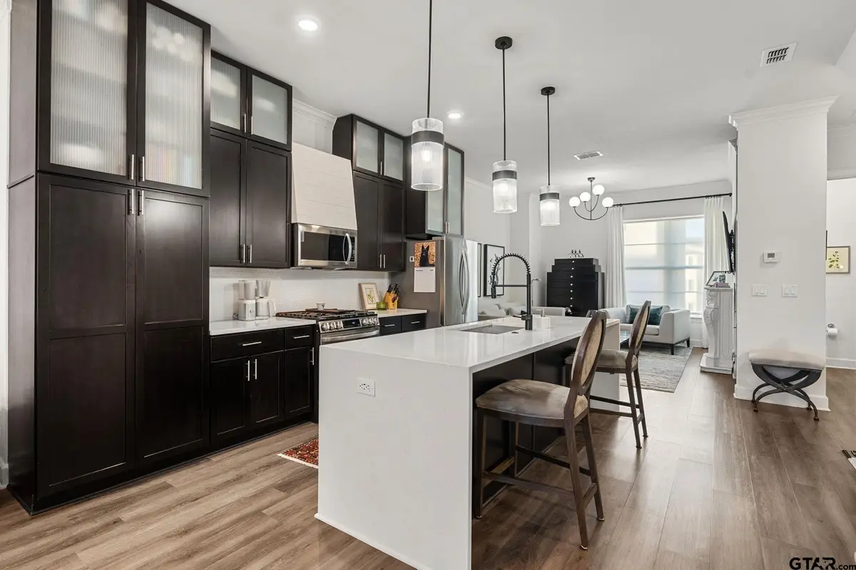 546 W Erwin Street, Tyler, TX 75702 - #1